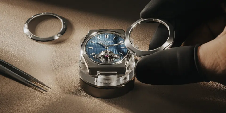 Girard-Perregaux Laureato Fifty Tourbillon Micro-Rotor 39mm