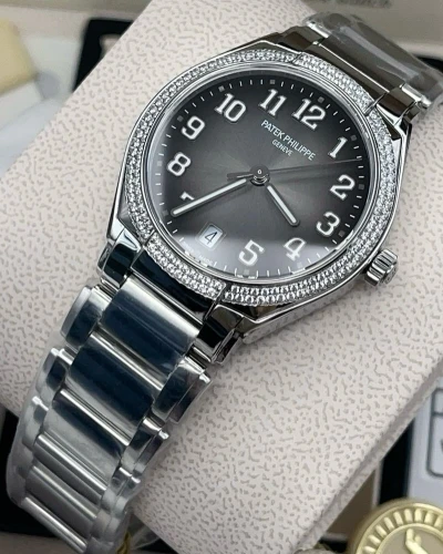Patek Philippe Twenty~4® Automatic 36mm Patek Philippe Twenty~4® Automatic 36mm