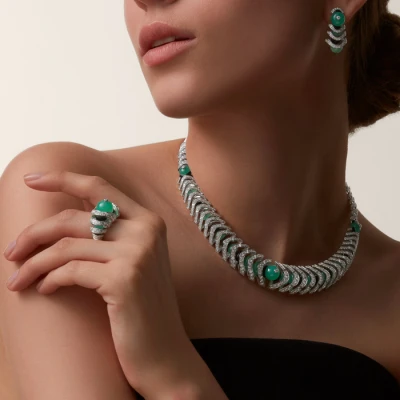 Cartier Geometry & Contrast