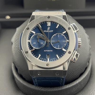 Hublot CLASSIC FUSION CHRONOGRAPH TITANIUM BLUE Hublot CLASSIC FUSION CHRONOGRAPH TITANIUM BLUE