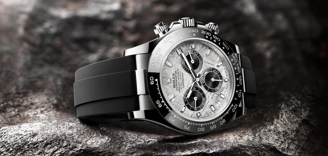 Превью статьи Как продлить жизнь часов и украшений