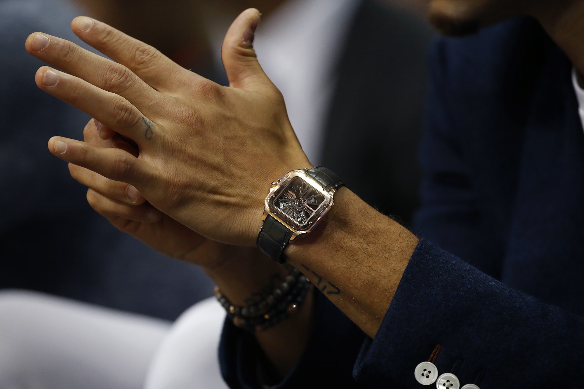 Как выбрать часы для маленького запястья