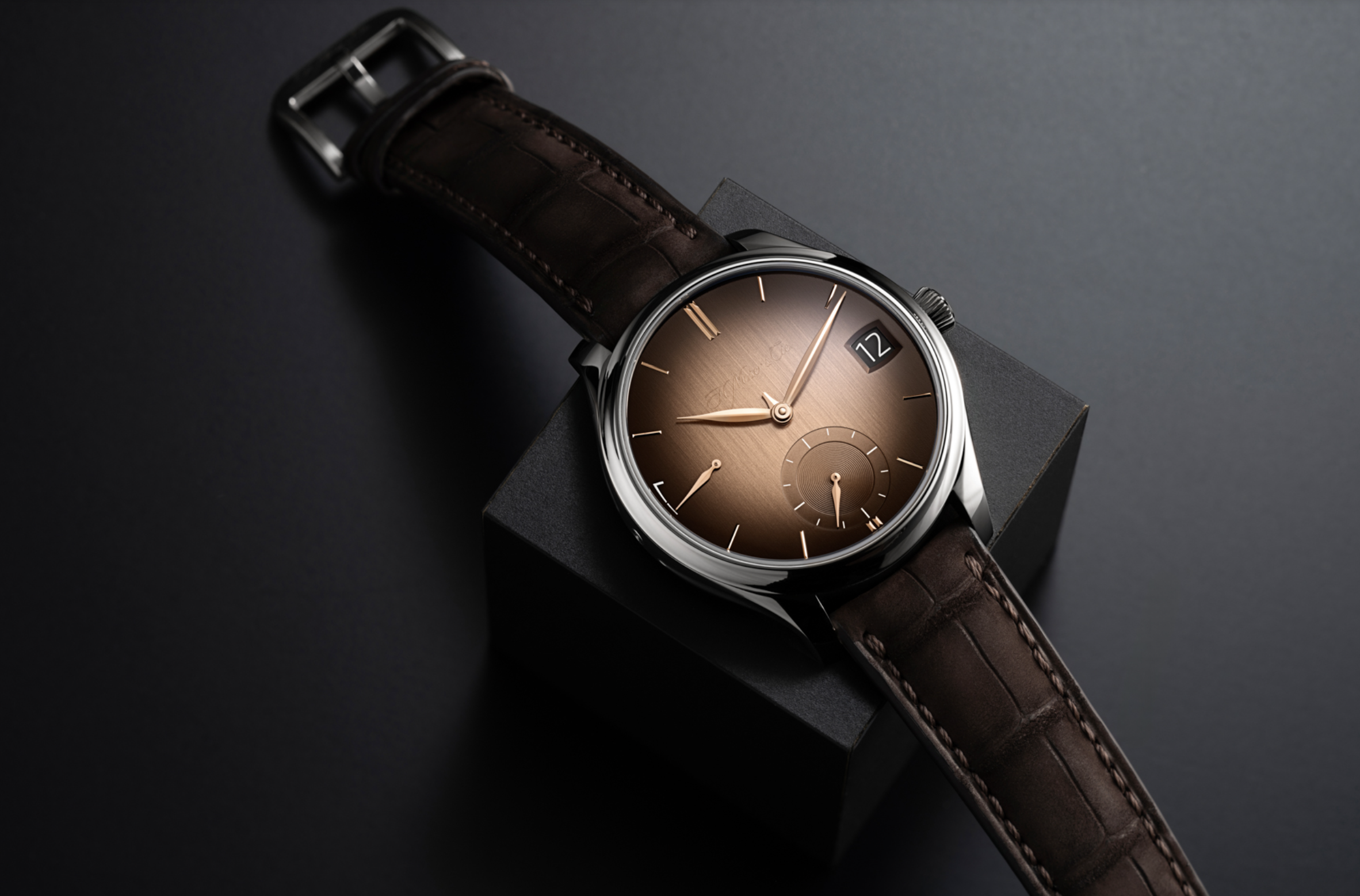 H. Moser & Cie. Endeavour Perpetual Calendar Smoked Salmon