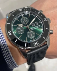 Breitling SUPEROCEAN HERITAGE CHRONOGRAPH Green 44 Breitling SUPEROCEAN HERITAGE CHRONOGRAPH Green 44