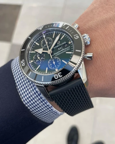 Breitling SUPEROCEAN HERITAGE CHRONOGRAPH Green 44 Breitling SUPEROCEAN HERITAGE CHRONOGRAPH Green 44