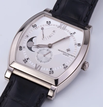 Часы Vacheron Constantin Malte Tonneau Moon Phase Power-Reserve 83080/000G-9408 Часы Vacheron Constantin Malte Tonneau Moon Phase Power-Reserve 83080/000G-9408