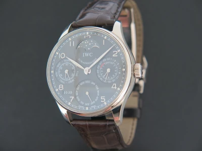 Iwc Portugieser Perpetual Calendar White Gold 42.3MM Iwc Portugieser Perpetual Calendar White Gold 42.3MM