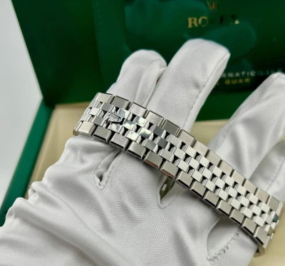 Rolex Land-Dweller Rolex Land-Dweller