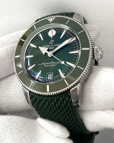 Breitling SUPEROCEAN HERITAGE B31 AUTOMATIC 40 Green Rubber