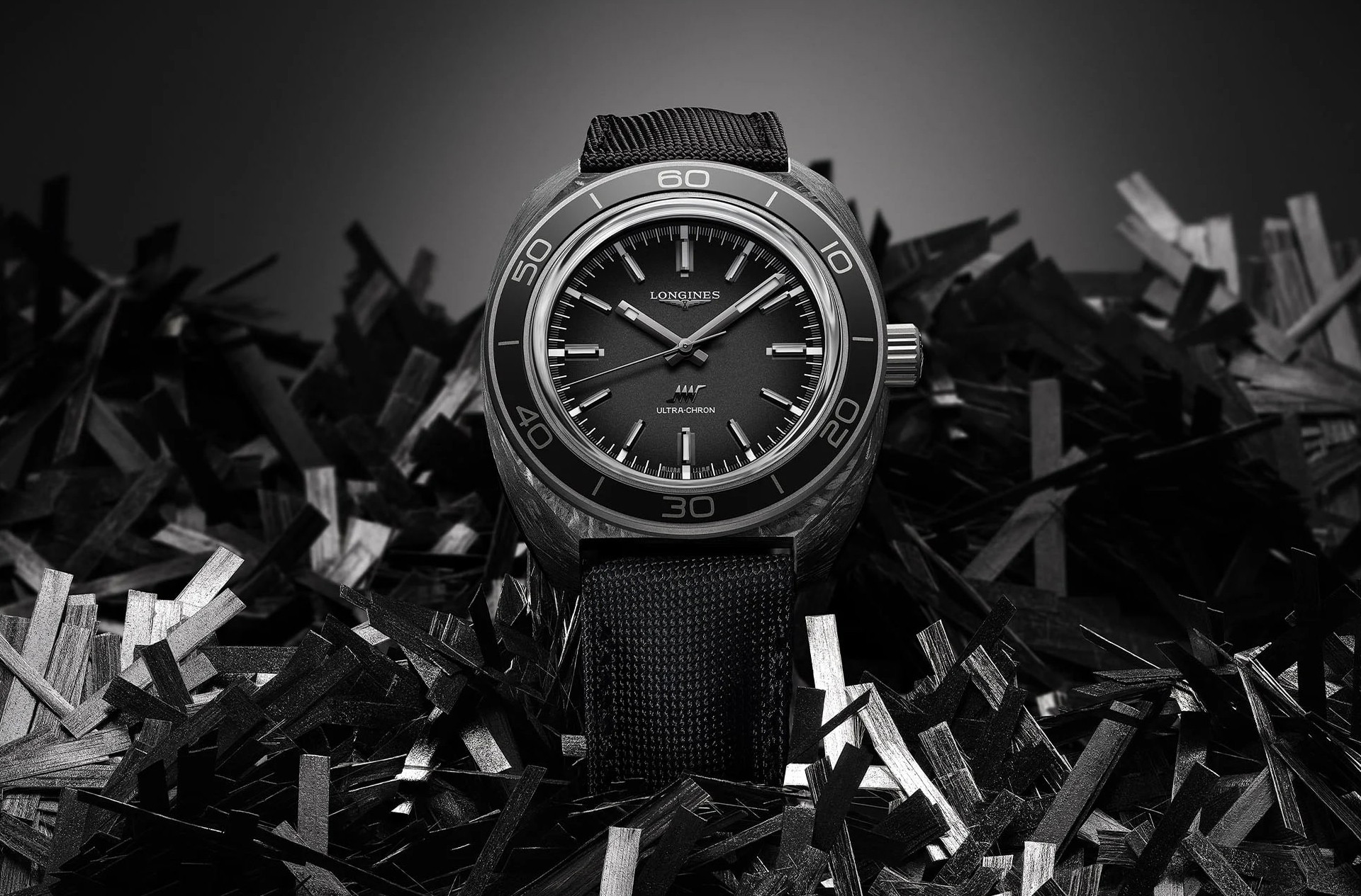 Превью статьи Longines Ultra-Chron Carbon
