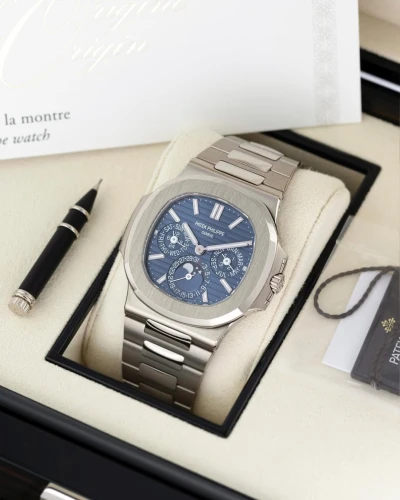Patek Philippe Nautilus Patek Philippe Nautilus