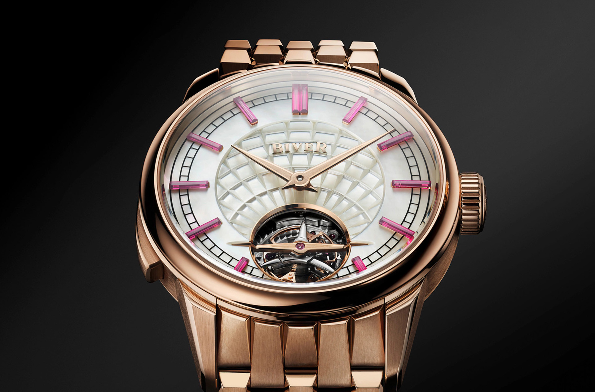 Превью статьи Carillon Tourbillon «Desert Rose»