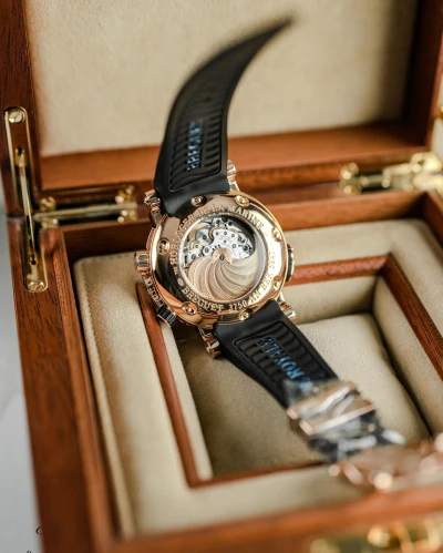 Breguet MARINE ROYALE ROSE GOLD Breguet MARINE ROYALE ROSE GOLD