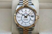 Rolex Sky-Dweller Rolex Sky-Dweller
