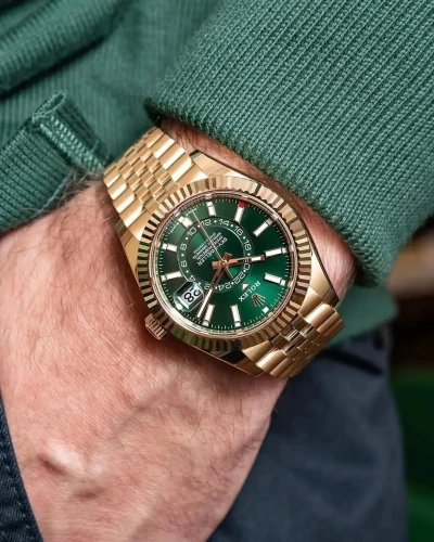Rolex Sky-Dweller Rolex Sky-Dweller