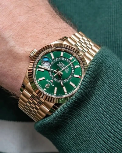 Rolex Sky-Dweller Rolex Sky-Dweller