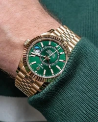 Rolex Sky-Dweller Rolex Sky-Dweller