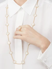 Van Cleef & Arpels Vintage Alhambra Van Cleef & Arpels Vintage Alhambra