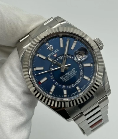 Rolex Sky-Dweller Rolex Sky-Dweller