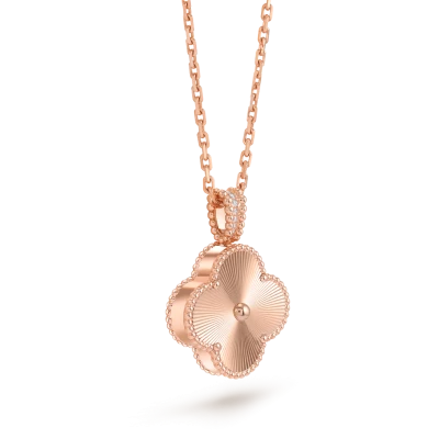 Van Cleef & Arpels Alhambra secret Van Cleef & Arpels Alhambra secret