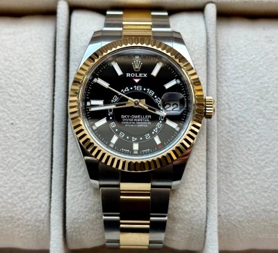 Rolex Sky-Dweller Rolex Sky-Dweller