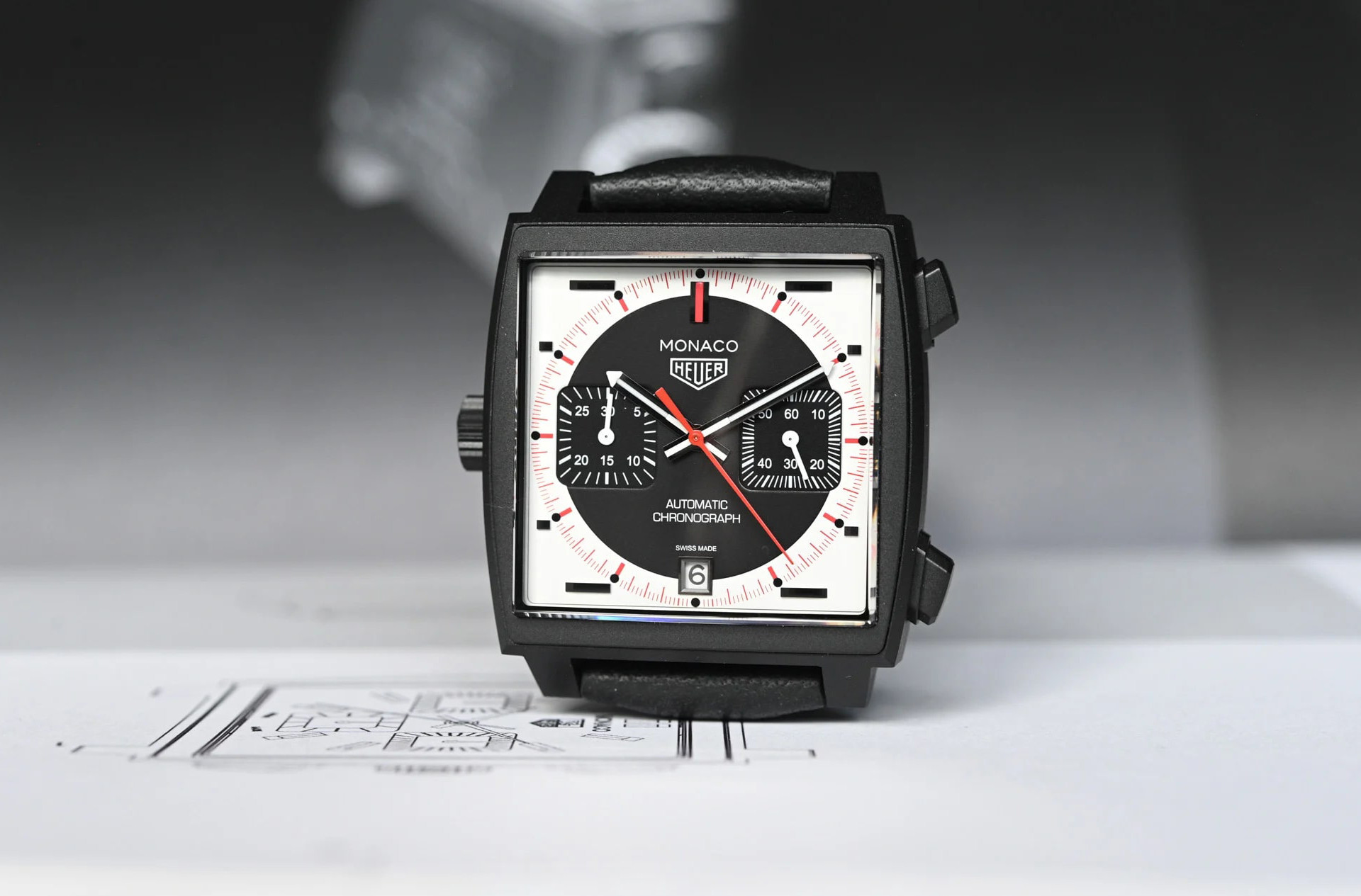 Превью статьи TAG Heuer Monaco Chronograph Stopwatch