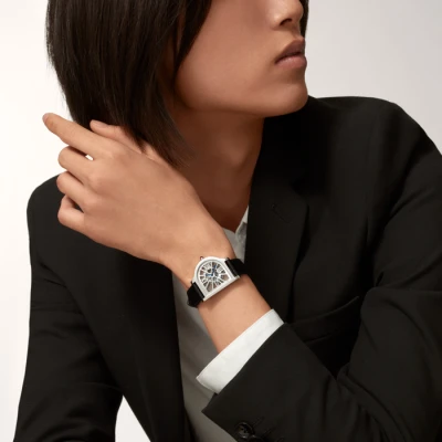 Cartier Cloche de Cartier skeleton watch Cartier Cloche de Cartier skeleton watch