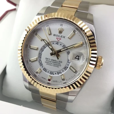 Rolex Sky-Dweller Rolex Sky-Dweller