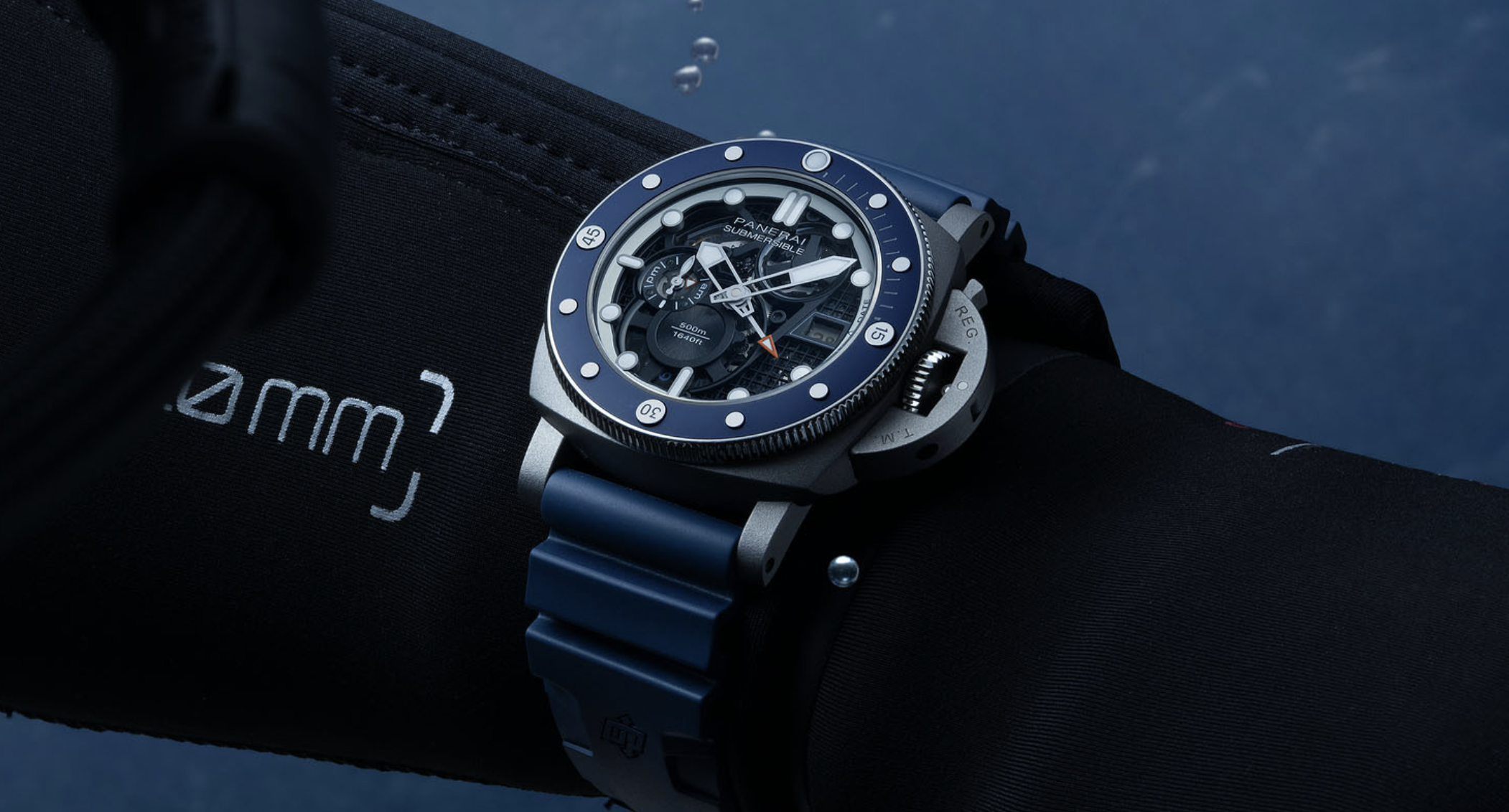 Panerai Submersible GMT PAM01495 Panerai Submersible GMT PAM01495