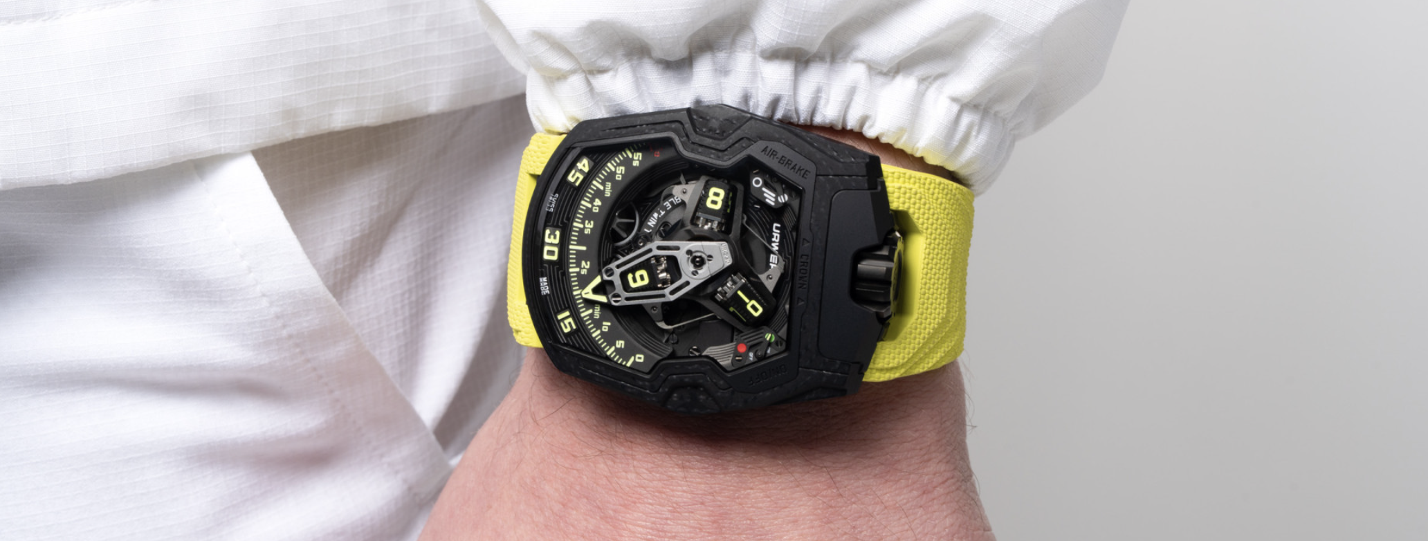 Urwerk UR-230 Black Star: финальная глава серии