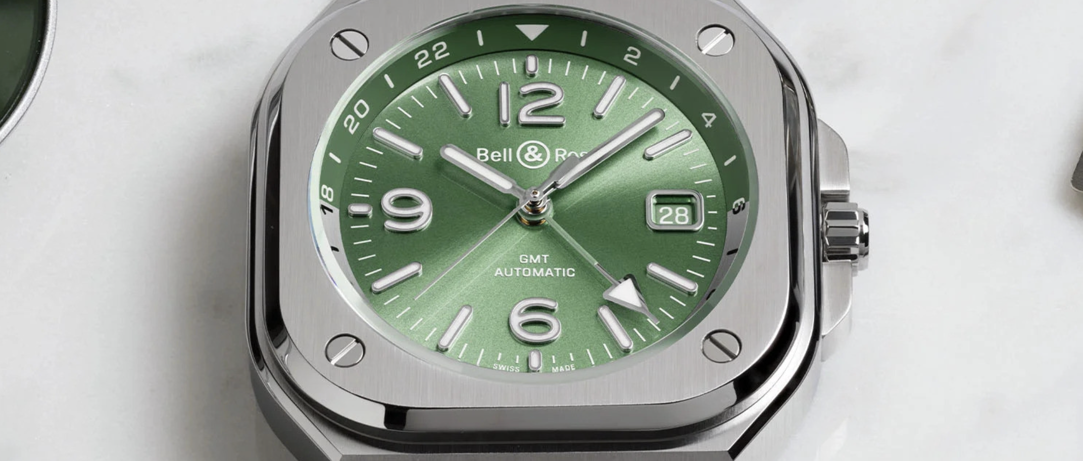 Bell & Ross BR-05 GMT Green Steel Bell & Ross BR-05 GMT Green Steel