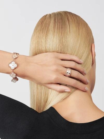 Van Cleef & Arpels Sweet Alhambra Van Cleef & Arpels Sweet Alhambra