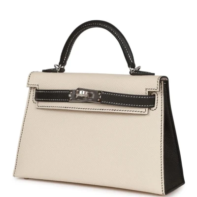 Hermes Special Order (HSS) Kelly Sellier 20 Craie and Black Epsom Palladium Hardware Hermes Special Order (HSS) Kelly Sellier 20 Craie and Black Epsom Palladium Hardware