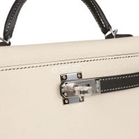 Hermes Special Order (HSS) Kelly Sellier 20 Craie and Black Epsom Palladium Hardware Hermes Special Order (HSS) Kelly Sellier 20 Craie and Black Epsom Palladium Hardware