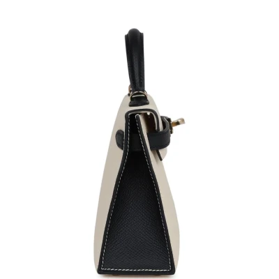 Hermes Special Order (HSS) Kelly Sellier 20 Craie and Black Epsom Permabrass Hardware Hermes Special Order (HSS) Kelly Sellier 20 Craie and Black Epsom Permabrass Hardware