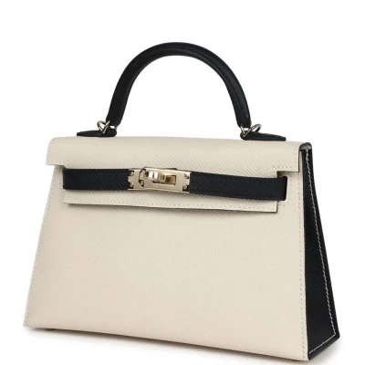 Hermes Special Order (HSS) Kelly Sellier 20 Craie and Black Epsom Permabrass Hardware Hermes Special Order (HSS) Kelly Sellier 20 Craie and Black Epsom Permabrass Hardware