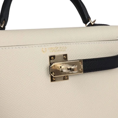 Hermes Special Order (HSS) Kelly Sellier 20 Craie and Black Epsom Permabrass Hardware Hermes Special Order (HSS) Kelly Sellier 20 Craie and Black Epsom Permabrass Hardware