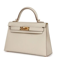 Hermes Special Order (HSS) Kelly Sellier 20 Craie Verso Epsom Gold Hardware Hermes Special Order (HSS) Kelly Sellier 20 Craie Verso Epsom Gold Hardware