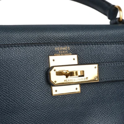 Vintage Hermes Kelly Retourne 28 Bleu Marine Courchevel Gold Hardware Vintage Hermes Kelly Retourne 28 Bleu Marine Courchevel Gold Hardware