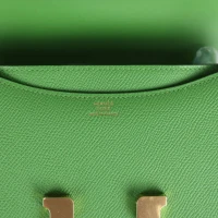 Hermes Constance 1-18 Vert Yucca Epsom Gold Hardware
