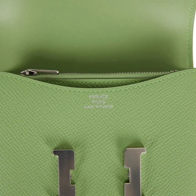 Hermes Constance Slim Wallet Vert Criquet Epsom Palladium Hardware Hermes Constance Slim Wallet Vert Criquet Epsom Palladium Hardware