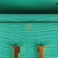 Hermes Constance Wallet To Go Vert Jade Matte Alligator Gold Hardware Hermes Constance Wallet To Go Vert Jade Matte Alligator Gold Hardware