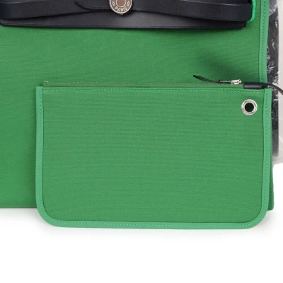 Hermes Herbag Zip PM 31 Bambou Toile H/Bleu Indigo Vache Hunter Palladium Hardware Hermes Herbag Zip PM 31 Bambou Toile H/Bleu Indigo Vache Hunter Palladium Hardware