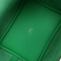 Hermes Picotin Lock 18 Vert Comics Clemence Palladium Hardware Hermes Picotin Lock 18 Vert Comics Clemence Palladium Hardware
