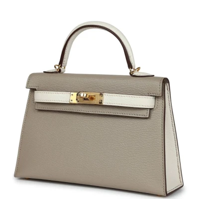 Hermes Special Order (HSS) Kelly 20 Gris Tourterelle and Nata Chevre Gold Hardware Hermes Special Order (HSS) Kelly 20 Gris Tourterelle and Nata Chevre Gold Hardware