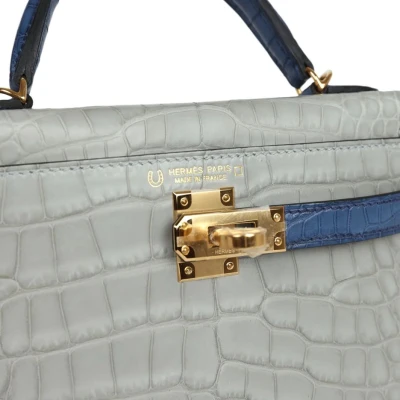 Hermes Special Order (HSS) Kelly Sellier 20 Gris Perle and Bleu de Malte Matte Alligator Gold Hardware Hermes Special Order (HSS) Kelly Sellier 20 Gris Perle and Bleu de Malte Matte Alligator Gold Hardware