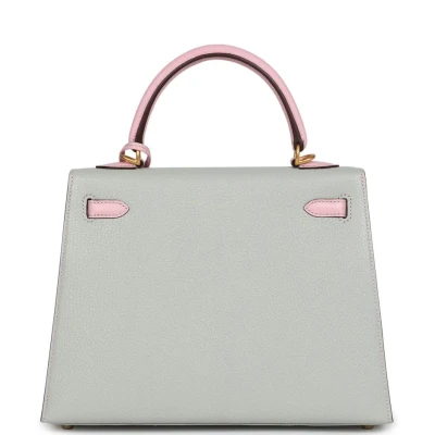 Hermes Special Order (HSS) Kelly Sellier 25 Gris Perle and Rose Sakura Chevre Brushed Gold Hardware Hermes Special Order (HSS) Kelly Sellier 25 Gris Perle and Rose Sakura Chevre Brushed Gold Hardware