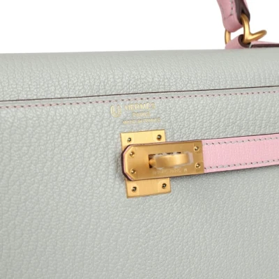 Hermes Special Order (HSS) Kelly Sellier 25 Gris Perle and Rose Sakura Chevre Brushed Gold Hardware Hermes Special Order (HSS) Kelly Sellier 25 Gris Perle and Rose Sakura Chevre Brushed Gold Hardware