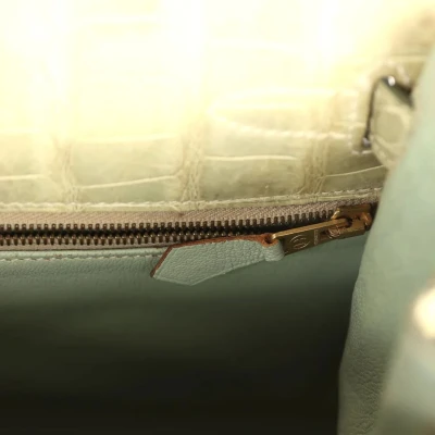 Vintage Hermes Kelly 28 Vert Celadon Natura Shiny Alligator Gold Hardware Vintage Hermes Kelly 28 Vert Celadon Natura Shiny Alligator Gold Hardware