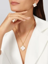 Van Cleef & Arpels Длинное колье Magic Alhambra